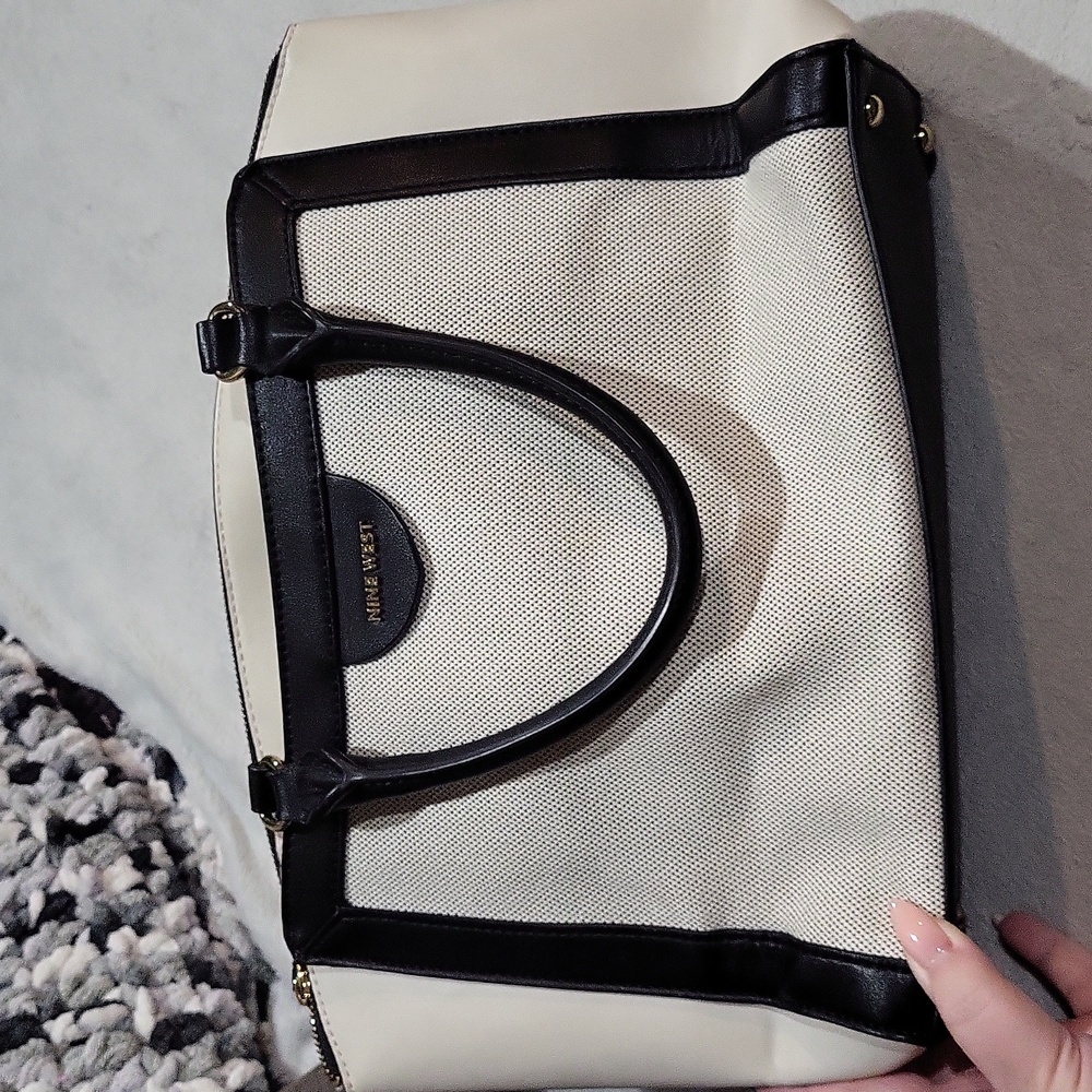 Nine West Bag - Picture 15 of 16